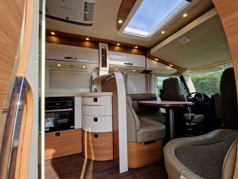 Carthago Chic C-Line I 5.9 XL LE - Helintegrerad husbil: bild 4 Carthago Chic C-Line I 5.9 XL LE - Helintegrerad husbil: bild 4