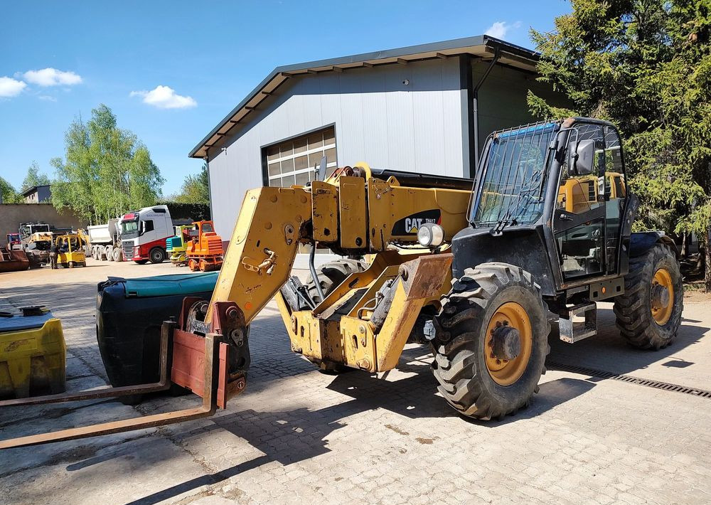 Caterpillar TH417 - Teleskoplastar: bild 2 Caterpillar TH417 - Teleskoplastar: bild 2