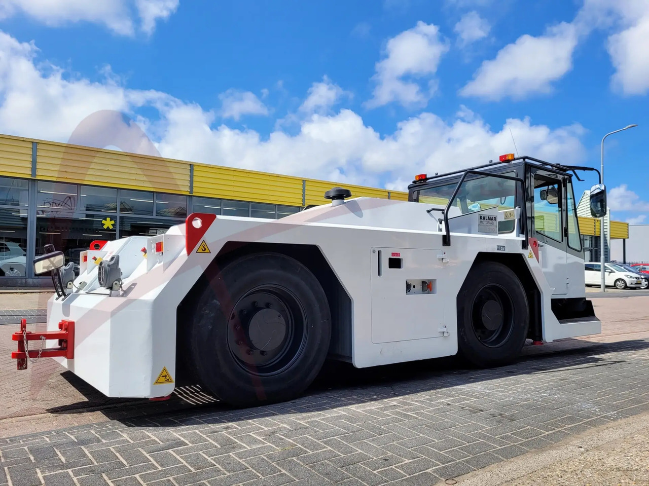 KALMAR MOTOR AB FB 250 - Pushbacktraktor: bild 2 KALMAR MOTOR AB FB 250 - Pushbacktraktor: bild 2