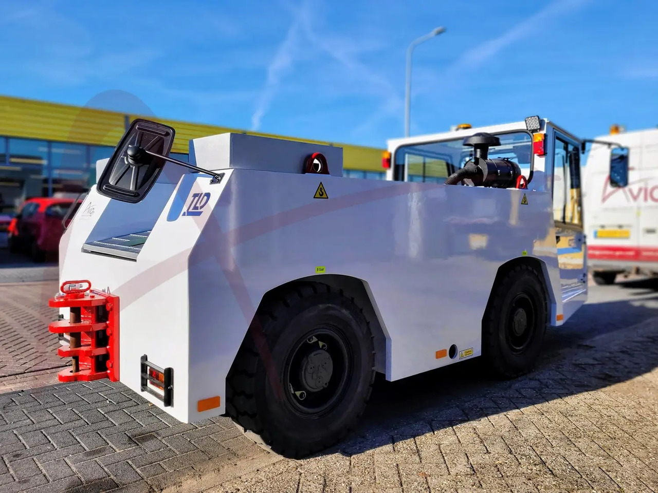 TLD TMX-100 - Pushbacktraktor: bild 2 TLD TMX-100 - Pushbacktraktor: bild 2