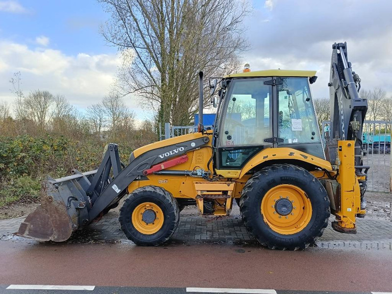 Volvo BL 61 + graaflaad combinatie backhoe loader lader - Grävlastare: bild 1 Volvo BL 61 + graaflaad combinatie backhoe loader lader - Grävlastare: bild 1