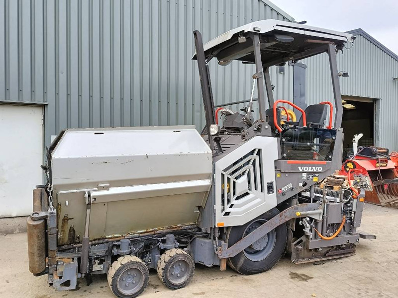 Volvo P 2870 D paver finisher asfaltmachine 2020 - Asfaltläggare: bild 1 Volvo P 2870 D paver finisher asfaltmachine 2020 - Asfaltläggare: bild 1