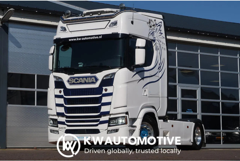Scania 540S NGS FULL AIR/ RETARDER/ ALCOA/ LEATHER/ 2X TANK/ PARK AIRCO - Dragbil: bild 1 Scania 540S NGS FULL AIR/ RETARDER/ ALCOA/ LEATHER/ 2X TANK/ PARK AIRCO - Dragbil: bild 1