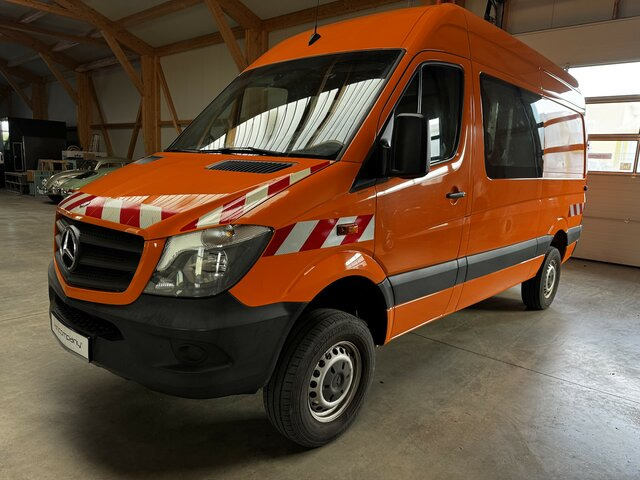MERCEDES-BENZ Sprinter 316 CDI 4x4 Allrad L2H2 1. Hand!... - Skåpbil, Dubbelhytt transportbil: bild 1 MERCEDES-BENZ Sprinter 316 CDI 4x4 Allrad L2H2 1. Hand!... - Skåpbil, Dubbelhytt transportbil: bild 1