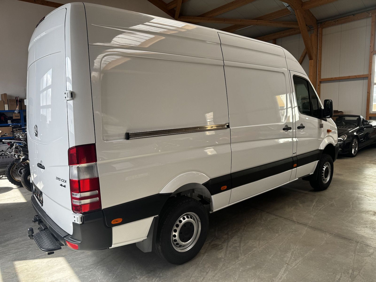 Mercedes-Benz Sprinter 319 CDI 4x4 3.0 V6 Untersetzung 1a! - Campingbil: bild 5 Mercedes-Benz Sprinter 319 CDI 4x4 3.0 V6 Untersetzung 1a! - Campingbil: bild 5