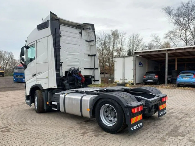 Volvo FH 460 Globetrotter 4x2 | Leasing - Dragbil: bild 2 Volvo FH 460 Globetrotter 4x2 | Leasing - Dragbil: bild 2