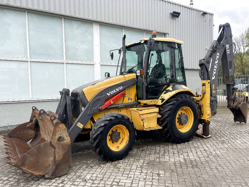 Volvo BL71 CE - Grävlastare: bild 1 Volvo BL71 CE - Grävlastare: bild 1