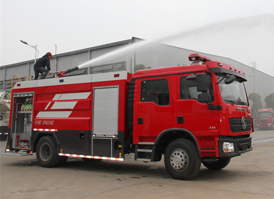 XCMG Official 2024 Year Used Fire Fighting Truck YZR5110 China Water Tank Fire Rescue Truck For Sale - Släck/ Räddningsvagn: bild 2 XCMG Official 2024 Year Used Fire Fighting Truck YZR5110 China Water Tank Fire Rescue Truck For Sale - Släck/ Räddningsvagn: bild 2