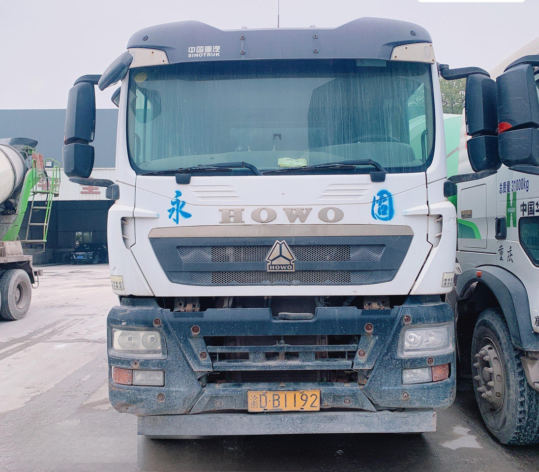 XCMG Official G4806E HOWO Cement Concrete Mixer Used 12 Cubic Meters Concrete Mixer Cement Truck - Betongbil: bild 2 XCMG Official G4806E HOWO Cement Concrete Mixer Used 12 Cubic Meters Concrete Mixer Cement Truck - Betongbil: bild 2