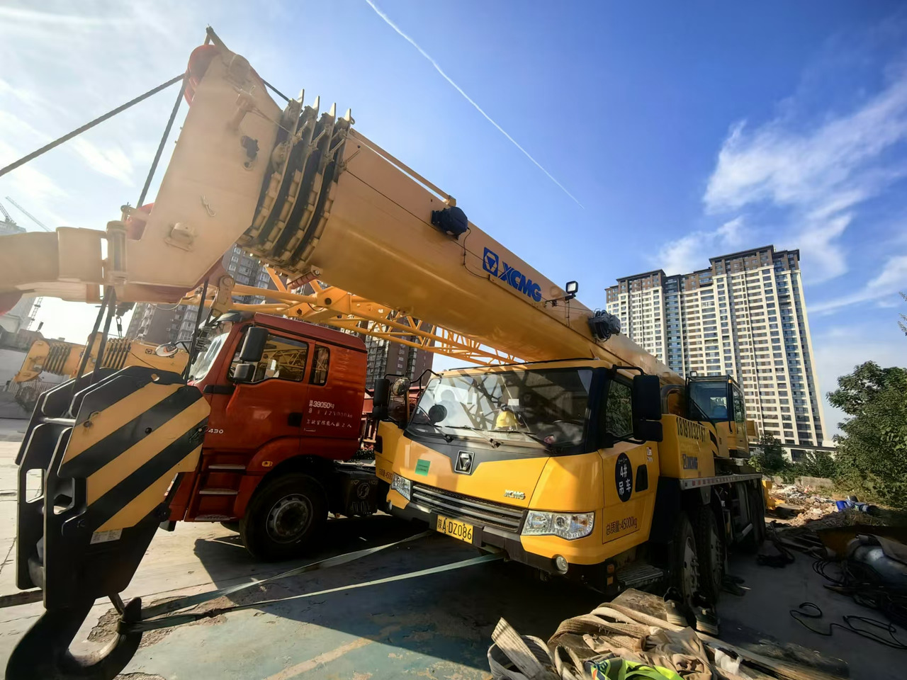 XCMG Official QY55K5C_2 Used Truck Mounted Crane 55ton Mobile Hydraulic Crane Price For Sale - Mobilkran: bild 2 XCMG Official QY55K5C_2 Used Truck Mounted Crane 55ton Mobile Hydraulic Crane Price For Sale - Mobilkran: bild 2