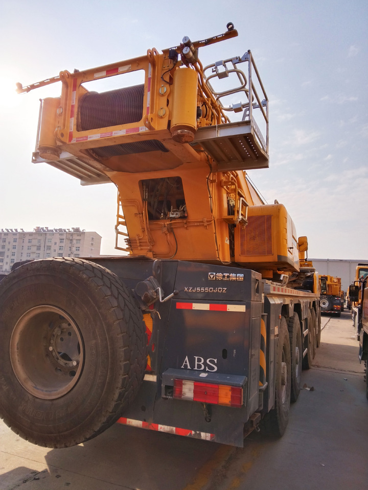 XCMG Official Second Truck Crane XCA260 260on Used All Terrain Crane Price - Allterrängkran: bild 5 XCMG Official Second Truck Crane XCA260 260on Used All Terrain Crane Price - Allterrängkran: bild 5