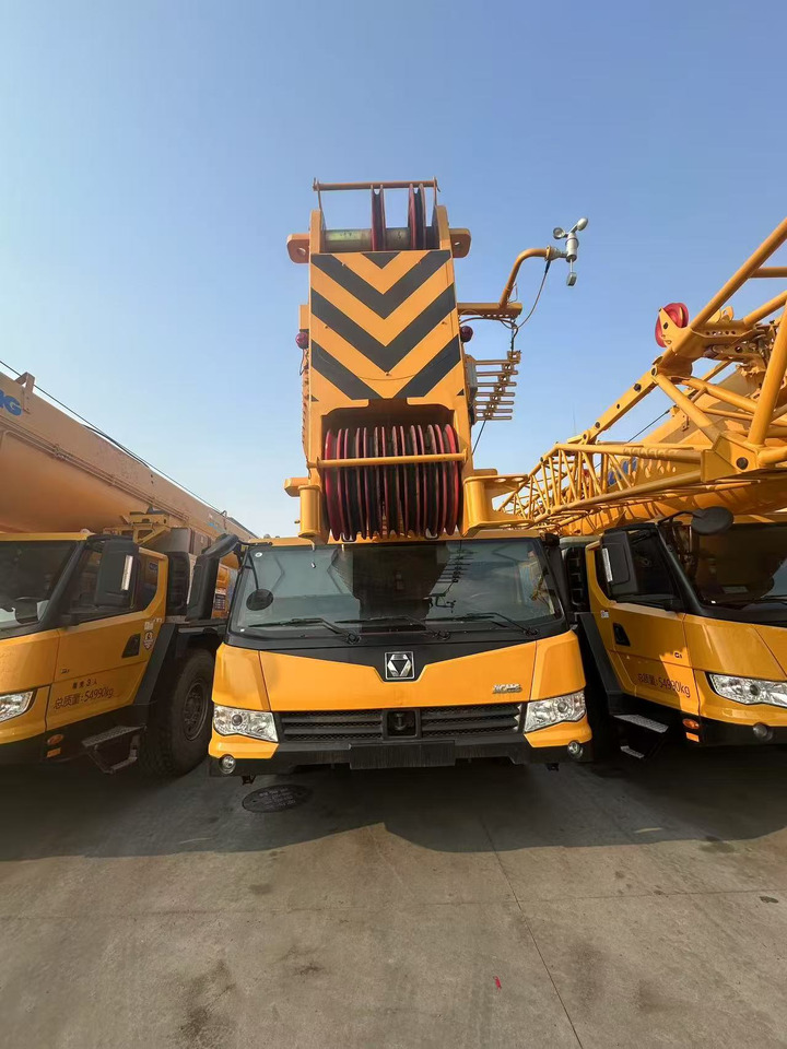 XCMG Official Used Mobile Hydraulic Truck Cranes XCA180L8C All Terrain Cranes Price - Allterrängkran: bild 2 XCMG Official Used Mobile Hydraulic Truck Cranes XCA180L8C All Terrain Cranes Price - Allterrängkran: bild 2