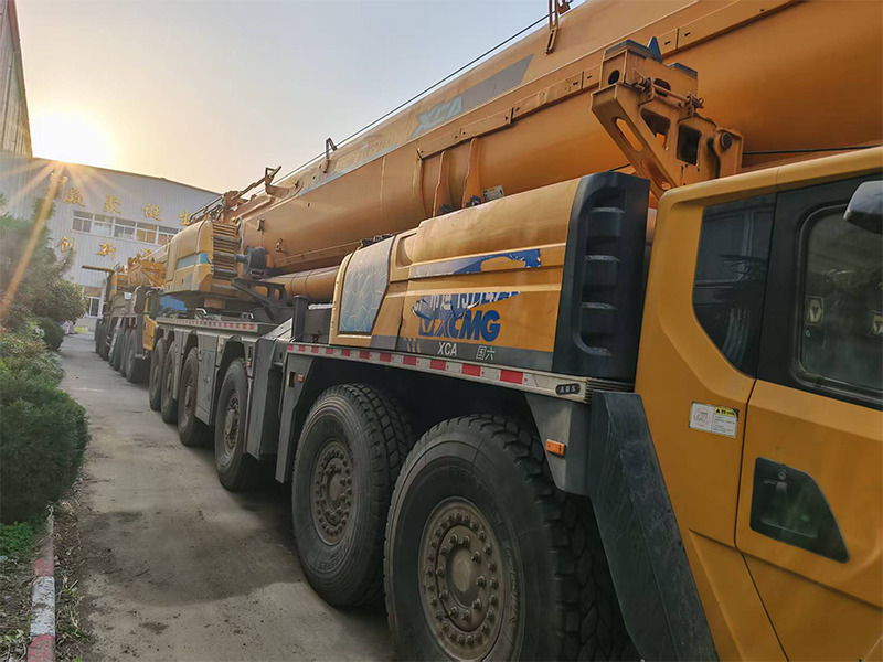 XCMG used XCA460 460ton mobile hydraulic all terrain crane price - Allterrängkran: bild 2 XCMG used XCA460 460ton mobile hydraulic all terrain crane price - Allterrängkran: bild 2