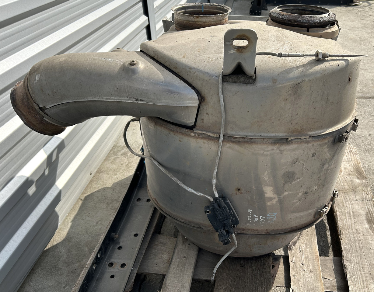 DAF SCR CATALYTIC CONVERTER FOR DAF XF 106 - Katalytisk omvandlare: bild 1 DAF SCR CATALYTIC CONVERTER FOR DAF XF 106 - Katalytisk omvandlare: bild 1