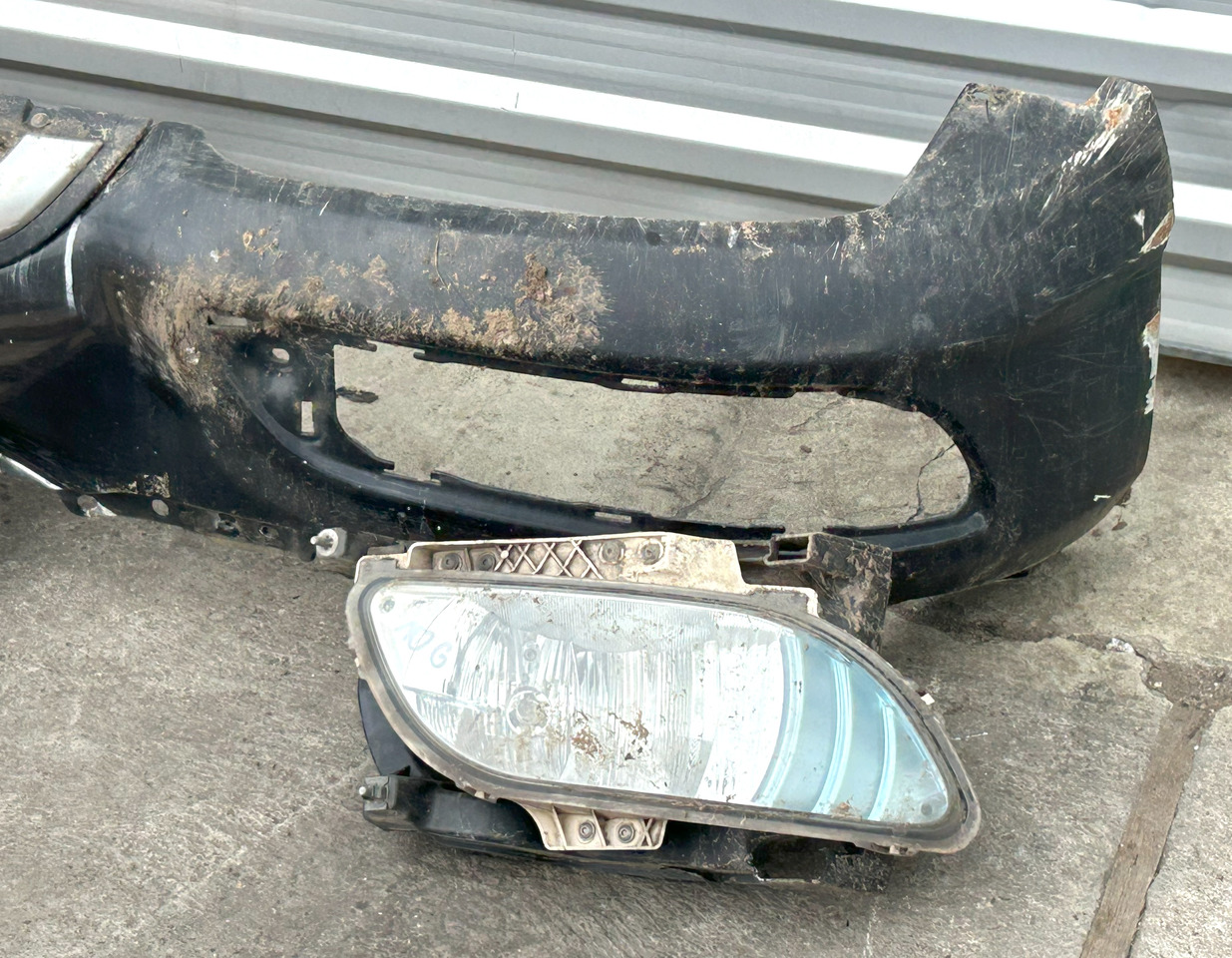 DAF XF 106 480 FRONT BUMPER WITH HALOGENS - Stötfångare: bild 4 DAF XF 106 480 FRONT BUMPER WITH HALOGENS - Stötfångare: bild 4