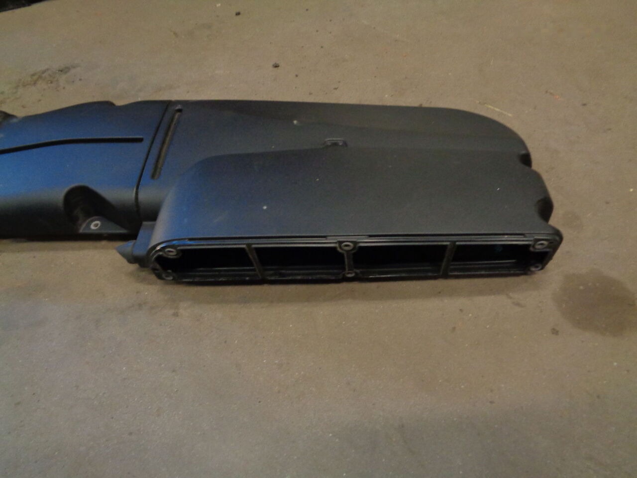 DAF XF 106 Komin Powietrza DAF XF 106 1935598 DAF XF 106 truck - Karosseri och exteriör för Lastbil: bild 3 DAF XF 106 Komin Powietrza DAF XF 106 1935598 DAF XF 106 truck - Karosseri och exteriör för Lastbil: bild 3