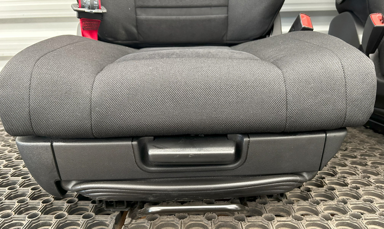 IVECO NEW SEAT IVECO S-WAY - Säte: bild 2 IVECO NEW SEAT IVECO S-WAY - Säte: bild 2