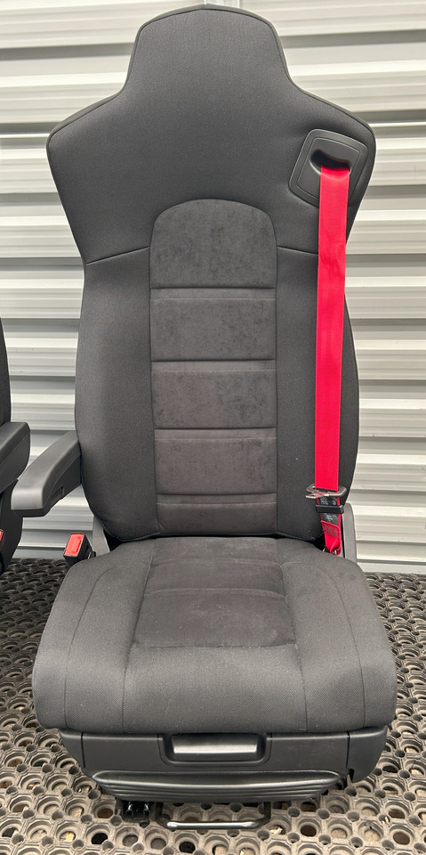 IVECO NEW SEAT IVECO S-WAY - Säte: bild 3 IVECO NEW SEAT IVECO S-WAY - Säte: bild 3