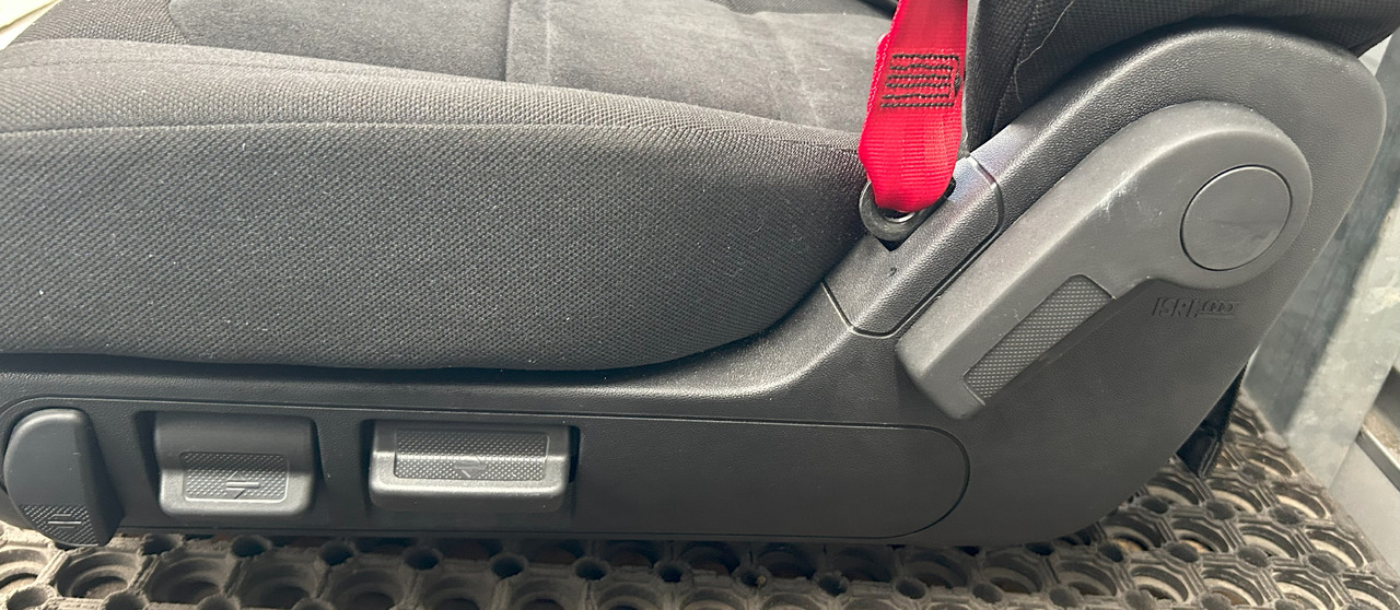 IVECO NEW SEAT IVECO S-WAY - Säte: bild 2 IVECO NEW SEAT IVECO S-WAY - Säte: bild 2