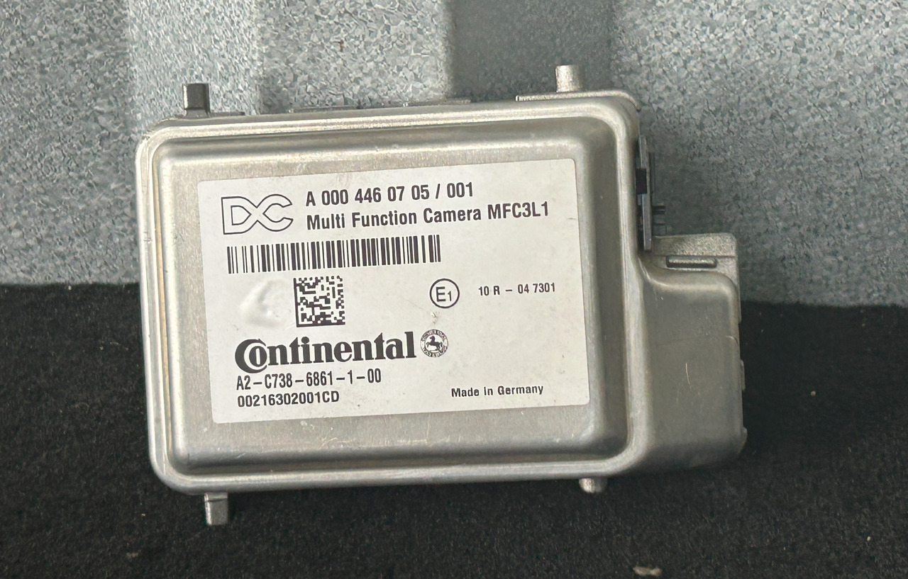 MERCEDES-BENZ AROCS MP4 WINDSCREEN CAMERA LANE ASSISTANT - Sensor: bild 1 MERCEDES-BENZ AROCS MP4 WINDSCREEN CAMERA LANE ASSISTANT - Sensor: bild 1