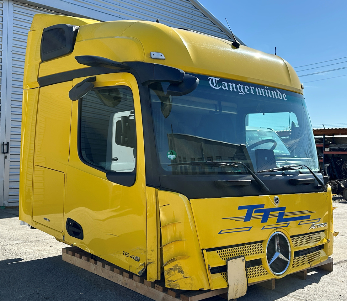 Mercedes-Benz ACTROS MP5 STREAM SPACE - Hytt för Lastbil: bild 3 Mercedes-Benz ACTROS MP5 STREAM SPACE - Hytt för Lastbil: bild 3
