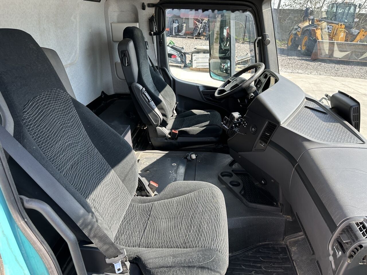 Mercedes-Benz AROCS AXOR ANTOS ACTROS - Hytt för Lastbil: bild 5 Mercedes-Benz AROCS AXOR ANTOS ACTROS - Hytt för Lastbil: bild 5