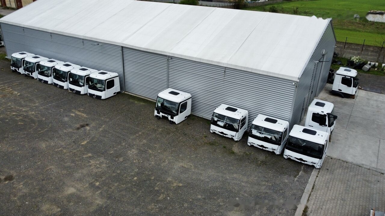 Mercedes-Benz M ClassicSpace Arocs for Mercedes-Benz ACTROS ANTOS AXOR M classic space 170mm Fahrerhaus - Hytt: bild 4 Mercedes-Benz M ClassicSpace Arocs for Mercedes-Benz ACTROS ANTOS AXOR M classic space 170mm Fahrerhaus - Hytt: bild 4