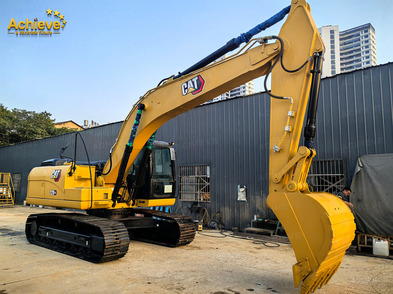 CATERPILLAR Caterpillar's new classic CAT® 320 GX hydraulic excavator 3571h 2021 0.93 m³ 110/2000 kw/rpm Cat® C4.4 390 L 【ACHIEVE】 TOP CONDITION!!! - Bandgrävare: bild 1 CATERPILLAR Caterpillar's new classic CAT® 320 GX hydraulic excavator 3571h 2021 0.93 m³ 110/2000 kw/rpm Cat® C4.4 390 L 【ACHIEVE】 TOP CONDITION!!! - Bandgrävare: bild 1