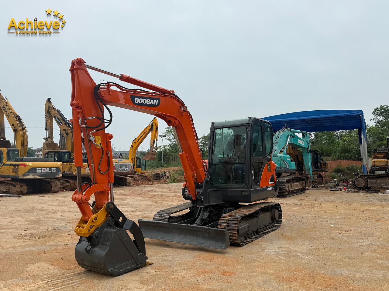 DOOSAN Diwanlun DX60-9 Excavator 38.9(52.1)/2100kW(HP) / rpm D24C 0.23m3 5700kg 4.2+2.8Ton 【ACHIEVE】 TOP CONDITION!!! - Bandgrävare: bild 5 DOOSAN Diwanlun DX60-9 Excavator 38.9(52.1)/2100kW(HP) / rpm D24C 0.23m3 5700kg 4.2+2.8Ton 【ACHIEVE】 TOP CONDITION!!! - Bandgrävare: bild 5