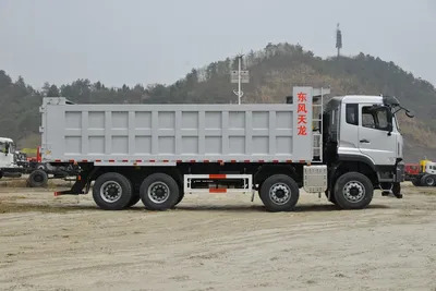 12 Wheels Dumping Truck Dongfeng 385 Rhd Construction Truck - Tippbil lastbil: bild 1 12 Wheels Dumping Truck Dongfeng 385 Rhd Construction Truck - Tippbil lastbil: bild 1