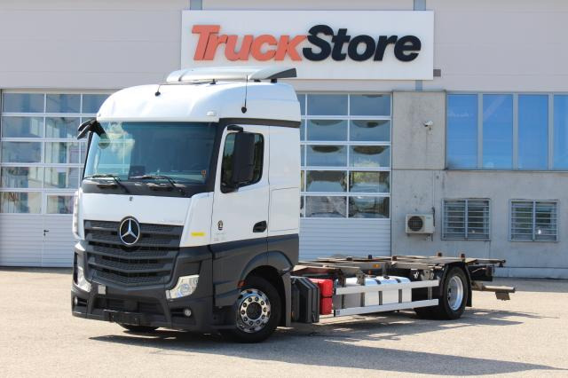 Mercedes-Benz Actros 1845 LNR EXPORT - Containerbil/ Växelflak lastbil: bild 1 Mercedes-Benz Actros 1845 LNR EXPORT - Containerbil/ Växelflak lastbil: bild 1