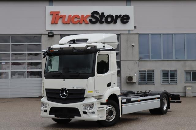 Mercedes-Benz eActros 300 L - Chassi lastbil: bild 1 Mercedes-Benz eActros 300 L - Chassi lastbil: bild 1