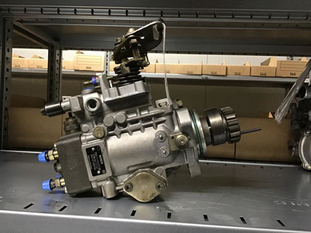 Bosch Injection Pump - Bränslepump: bild 1 Bosch Injection Pump - Bränslepump: bild 1