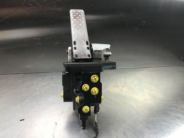 Liebherr Brake Compact Block - Pedal: bild 3 Liebherr Brake Compact Block - Pedal: bild 3