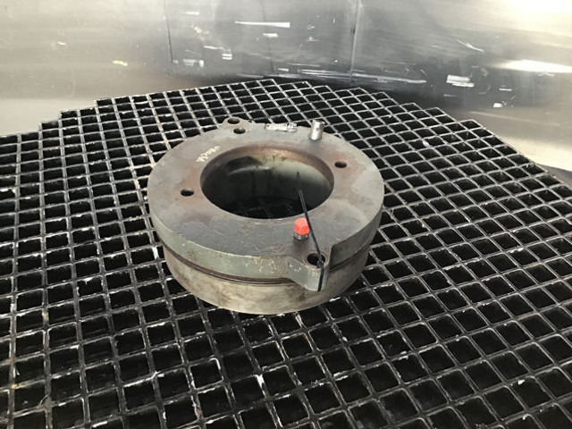 Liebherr Brake Housing - Bromsdelar: bild 1 Liebherr Brake Housing - Bromsdelar: bild 1