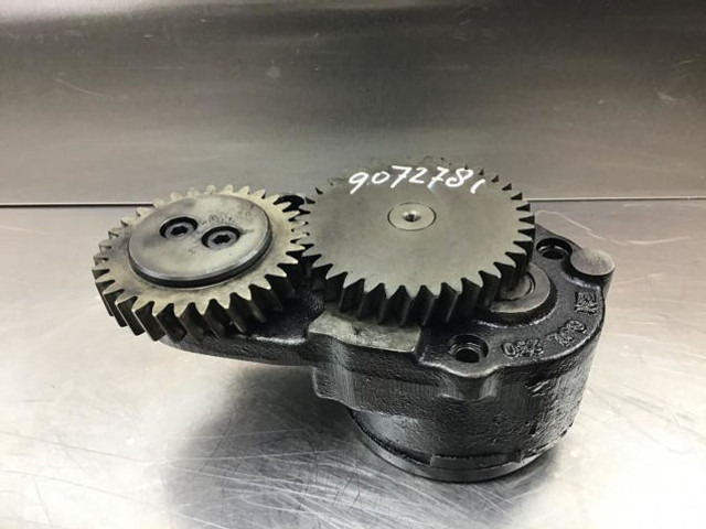Oljepump Liebherr Oil Pump: bild 7