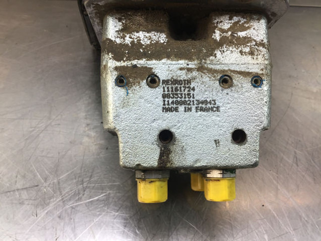 Liebherr Pilot Control Unit - Pedal: bild 2 Liebherr Pilot Control Unit - Pedal: bild 2