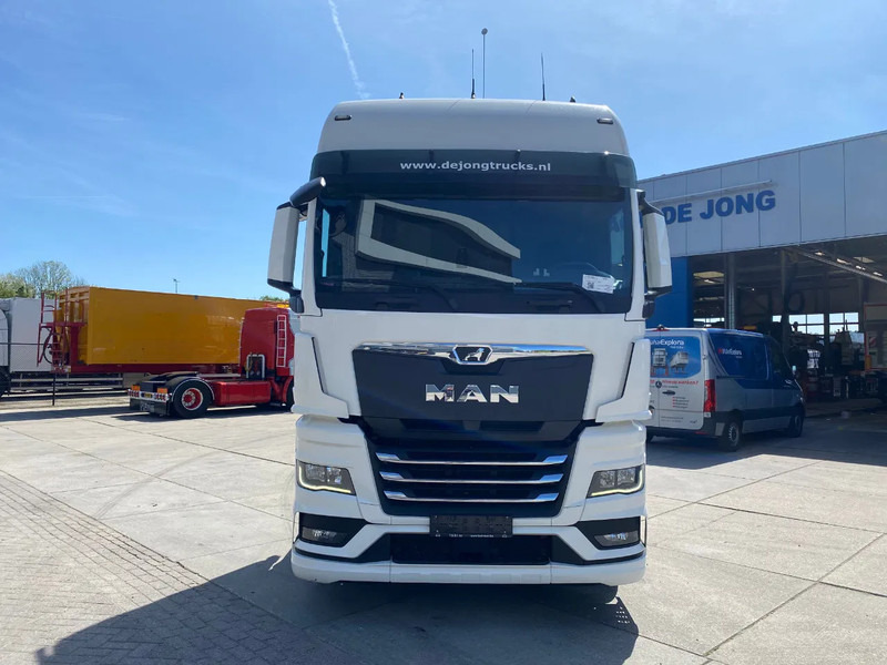 MAN TGX 18.510 / Intarder / 2x Tank - Dragbil: bild 2 MAN TGX 18.510 / Intarder / 2x Tank - Dragbil: bild 2