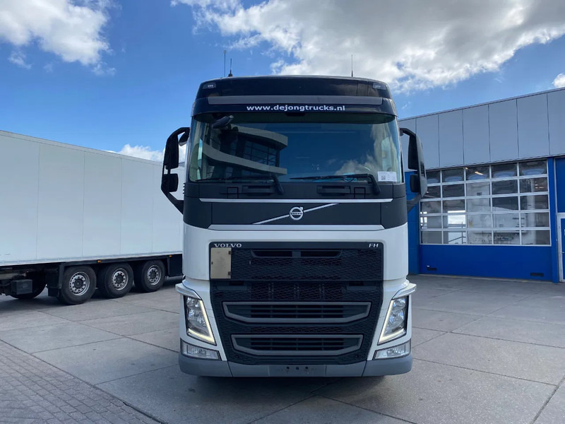 Volvo FH 13.460 Globetrotter / 2x Tank / 394.865 Km / Euro 6 - Dragbil: bild 2 Volvo FH 13.460 Globetrotter / 2x Tank / 394.865 Km / Euro 6 - Dragbil: bild 2