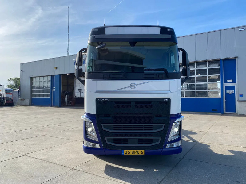 Volvo FH 13.460 Globetrotter / I-Save - Dragbil: bild 2 Volvo FH 13.460 Globetrotter / I-Save - Dragbil: bild 2