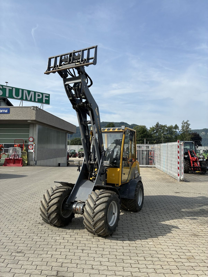 Eurotrac Eurotrac W13 - Minilastare: bild 1 Eurotrac Eurotrac W13 - Minilastare: bild 1