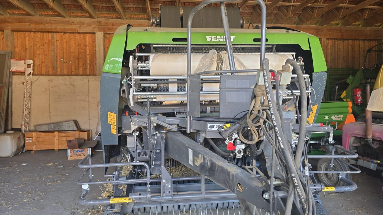 Fendt Rotana 160 V - Rundbalspress, Inplastar: bild 5 Fendt Rotana 160 V - Rundbalspress, Inplastar: bild 5