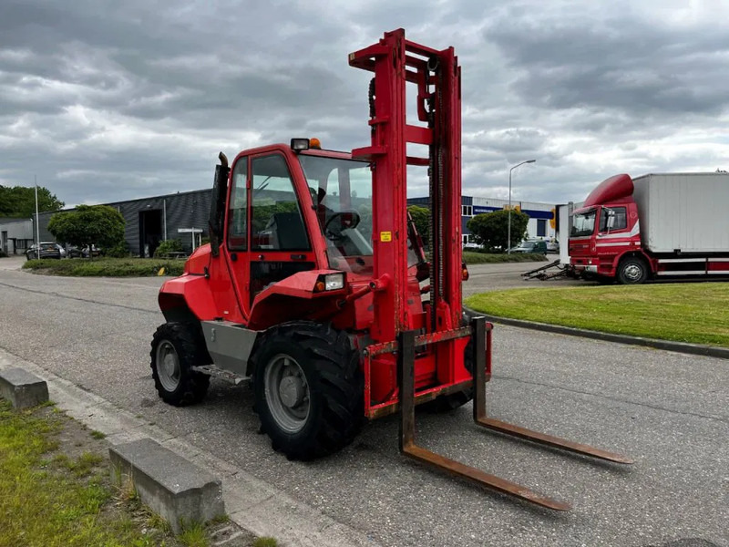 Manitou M30-4 4X4 - Terrängtruck: bild 4 Manitou M30-4 4X4 - Terrängtruck: bild 4