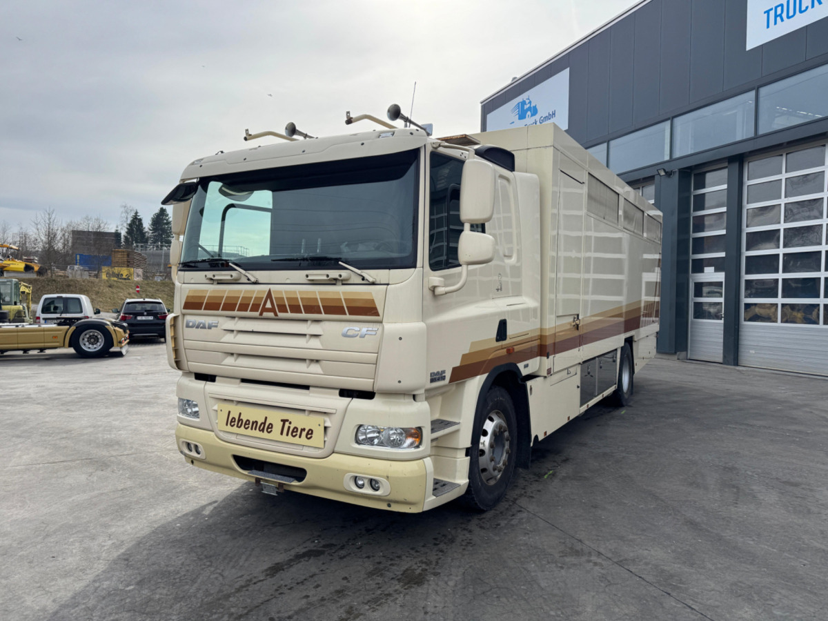 DAF CF410 4x2 - Djurtransport lastbil: bild 1 DAF CF410 4x2 - Djurtransport lastbil: bild 1