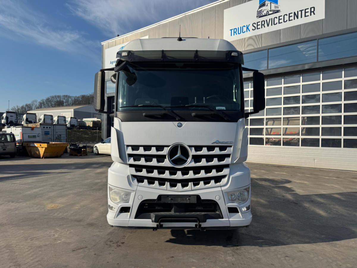 MERCEDES Arocs 1851 4x4H Kipphydraulik - Dragbil: bild 2 MERCEDES Arocs 1851 4x4H Kipphydraulik - Dragbil: bild 2