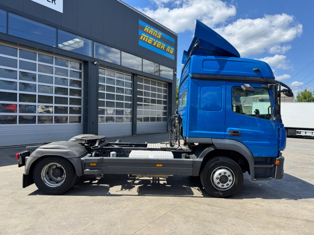 MERCEDES Atego 1330 4x2 - Dragbil: bild 4 MERCEDES Atego 1330 4x2 - Dragbil: bild 4