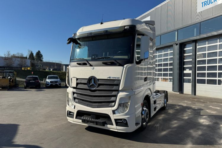 Mercedes-Benz Actros 1843 4x2 ADR - Dragbil: bild 1 Mercedes-Benz Actros 1843 4x2 ADR - Dragbil: bild 1