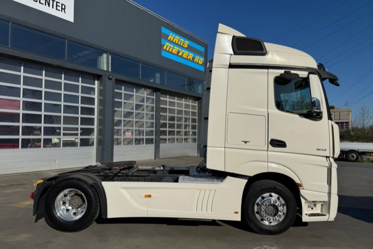 Mercedes-Benz Actros 1843 4x2 ADR - Dragbil: bild 4 Mercedes-Benz Actros 1843 4x2 ADR - Dragbil: bild 4