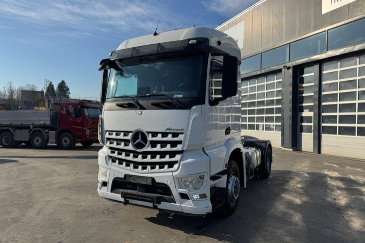 Mercedes-Benz Arocs 1851 4x4H Kipphydraulik - Dragbil: bild 1 Mercedes-Benz Arocs 1851 4x4H Kipphydraulik - Dragbil: bild 1
