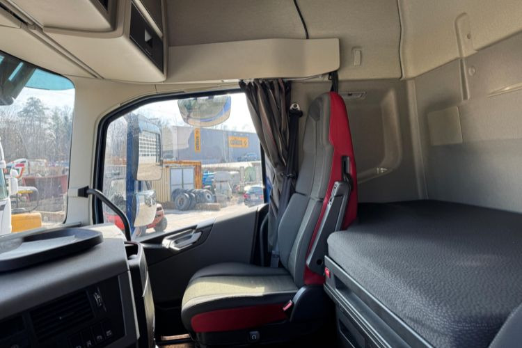 Dragbil Volvo FH-500 TC 4x2: bild 14